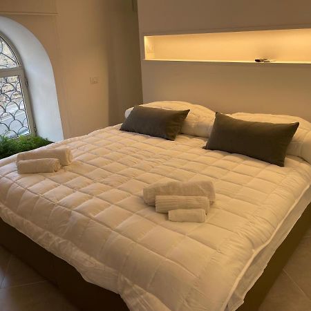 Cathedral House Design Apartment Palermo Bagian luar foto